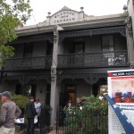 The house on auction - right side only - in typical Carlton style