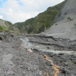 Streaming water and sulfur along the Pinatubo hike