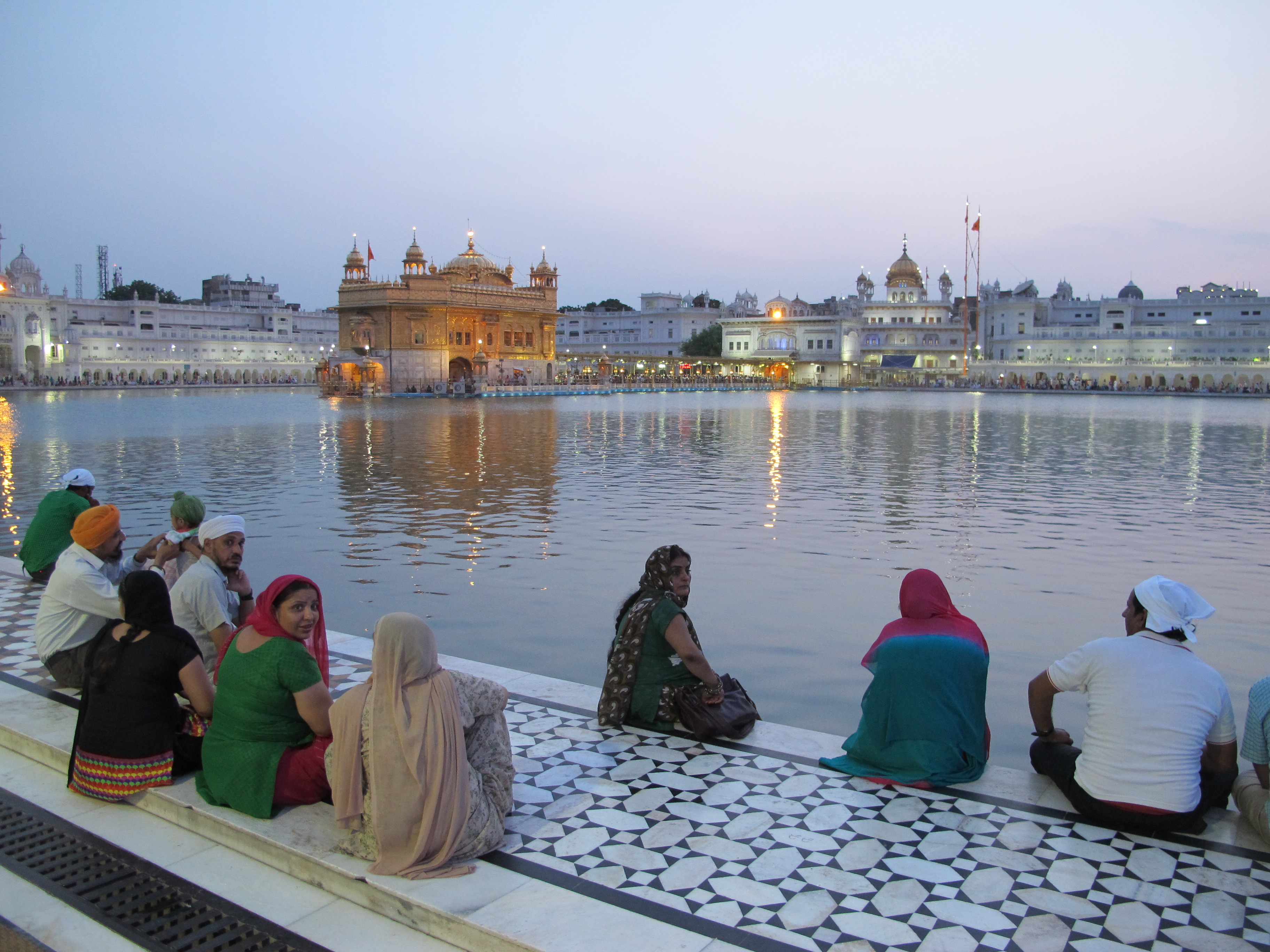 You are currently viewing Rites of Man and God in Amritsar
