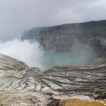 Approaching the crater, Mt. Ijen