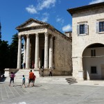 Temple of Augustus, Pula