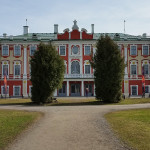 In front of Kadriorg Palace