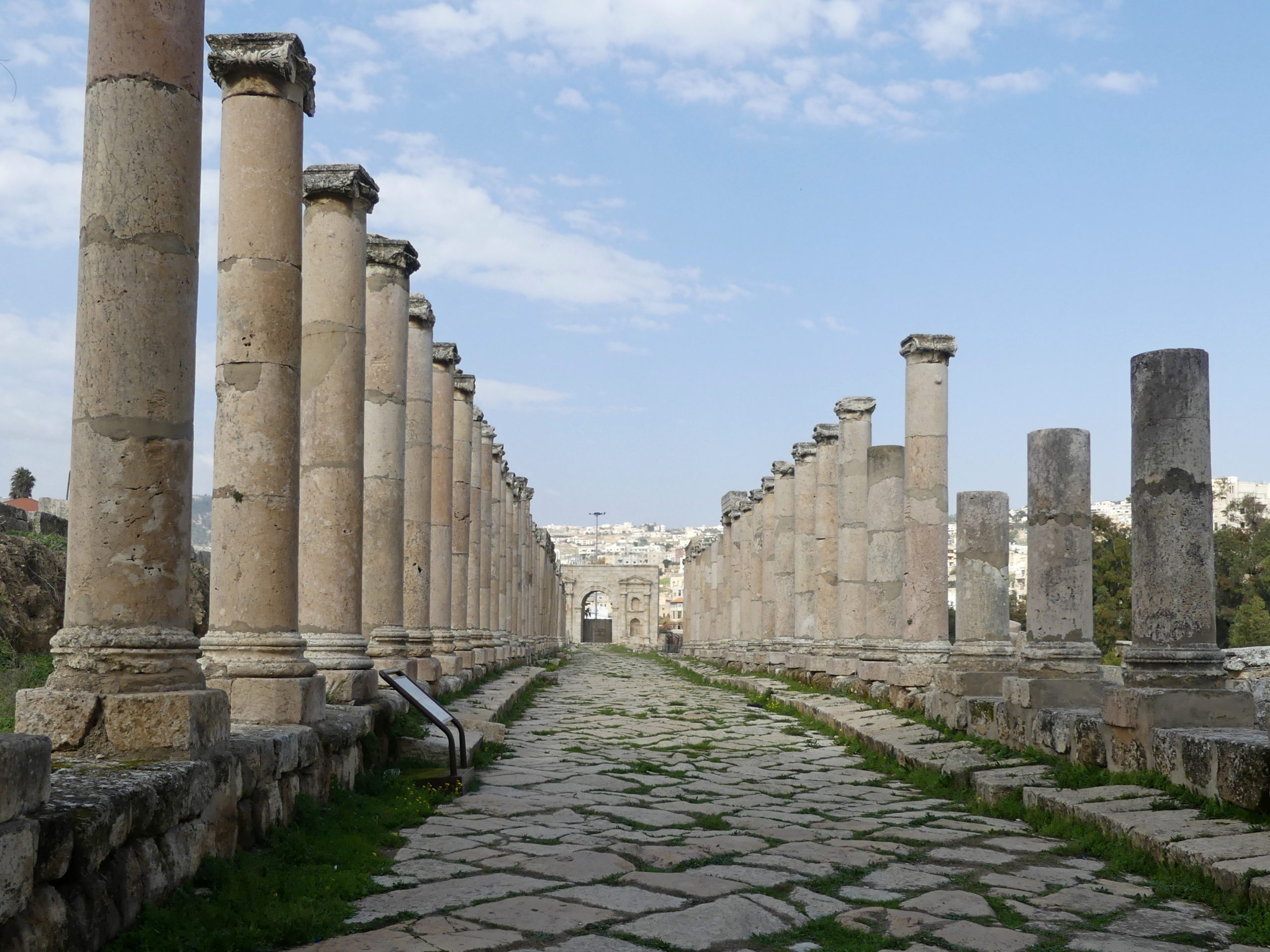 You are currently viewing At the Roman Frontier: Jerash & Umm Qais