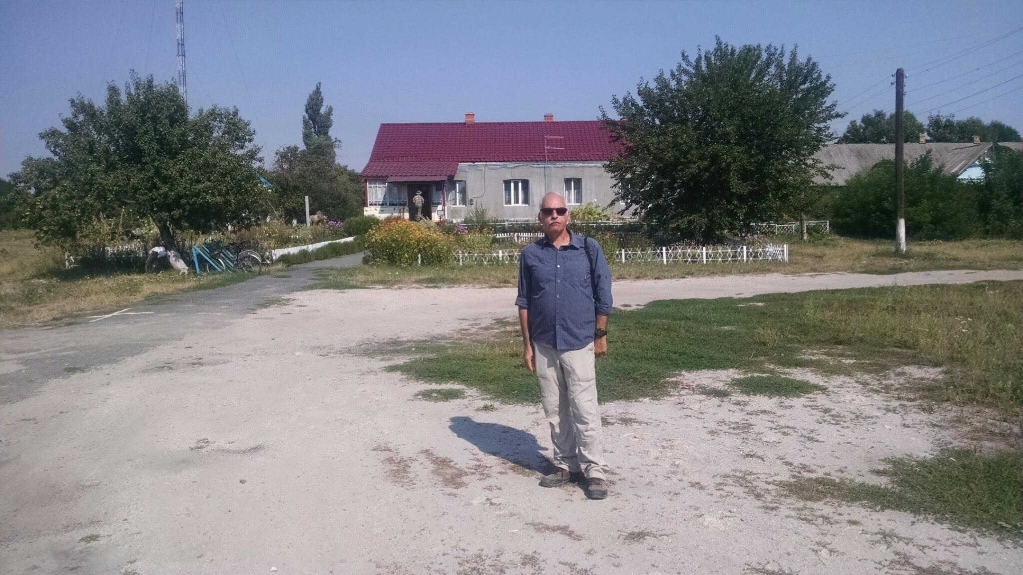 Standing at the site of the old shtetl, Bilohorodka